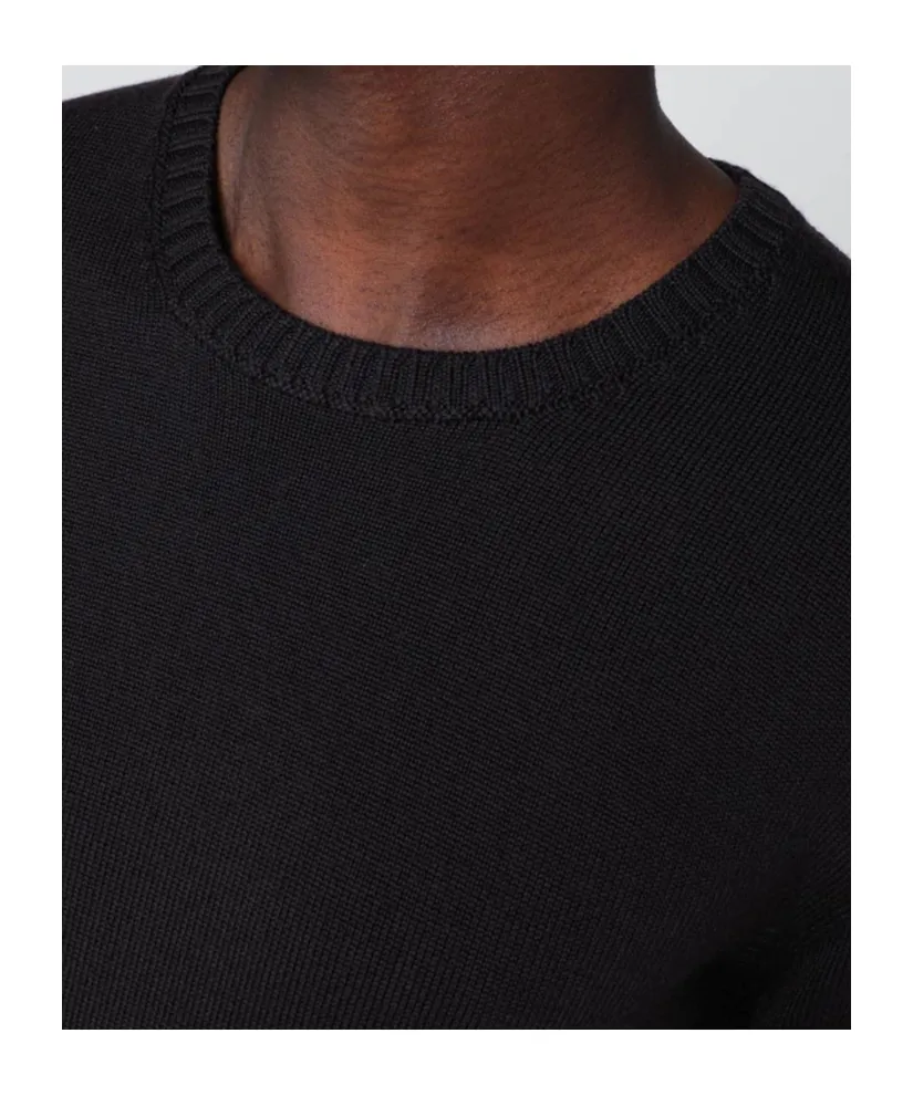 Long-Sleeves Crew-Neck Sweater