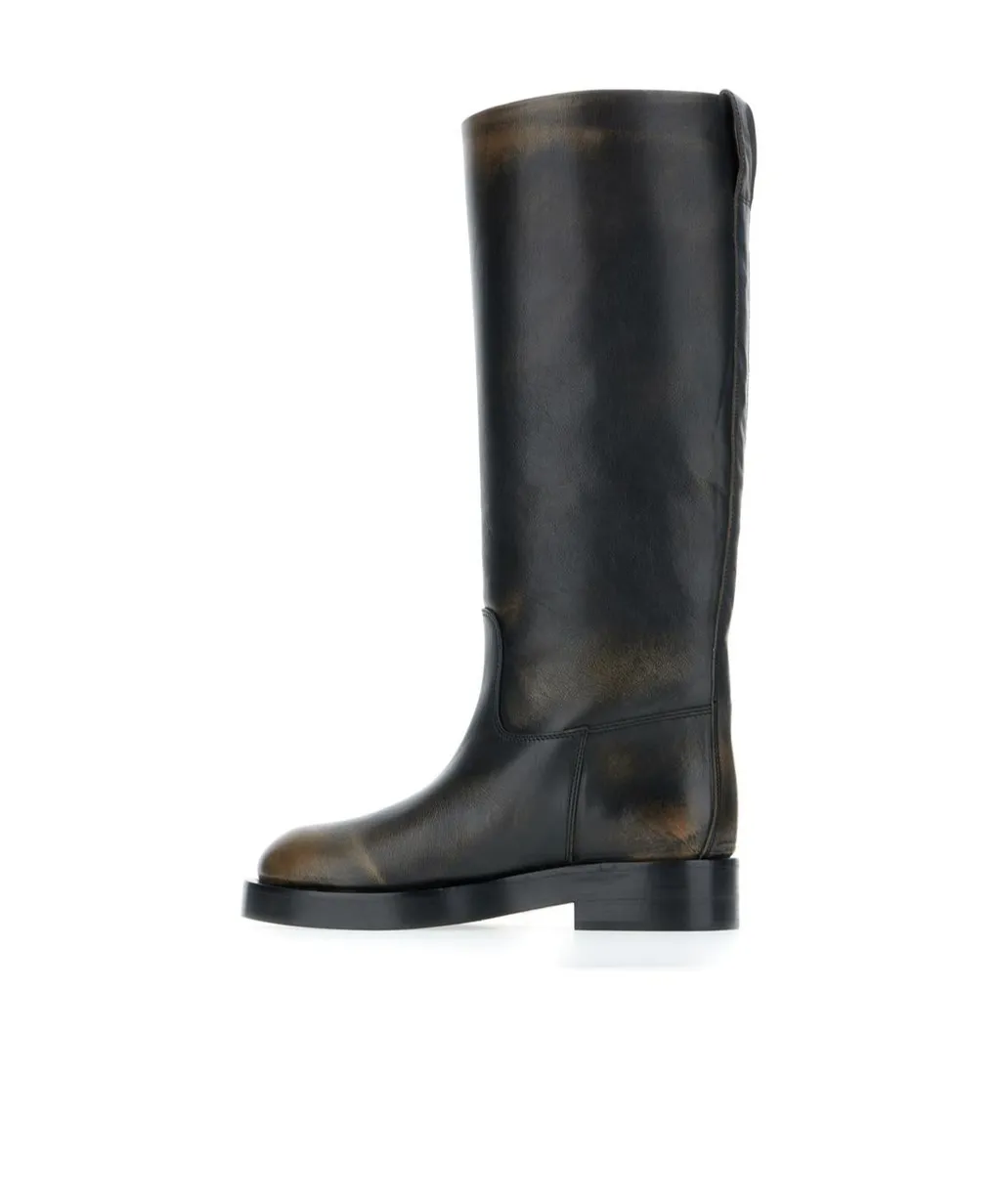 Round-Toe Boots