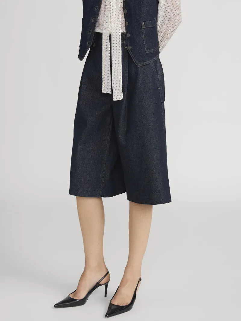 Frame Pleat Detailed Tailored Shorts