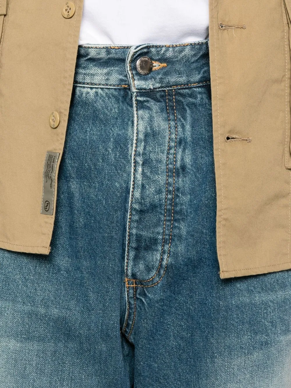 Belt-Loop Jeans