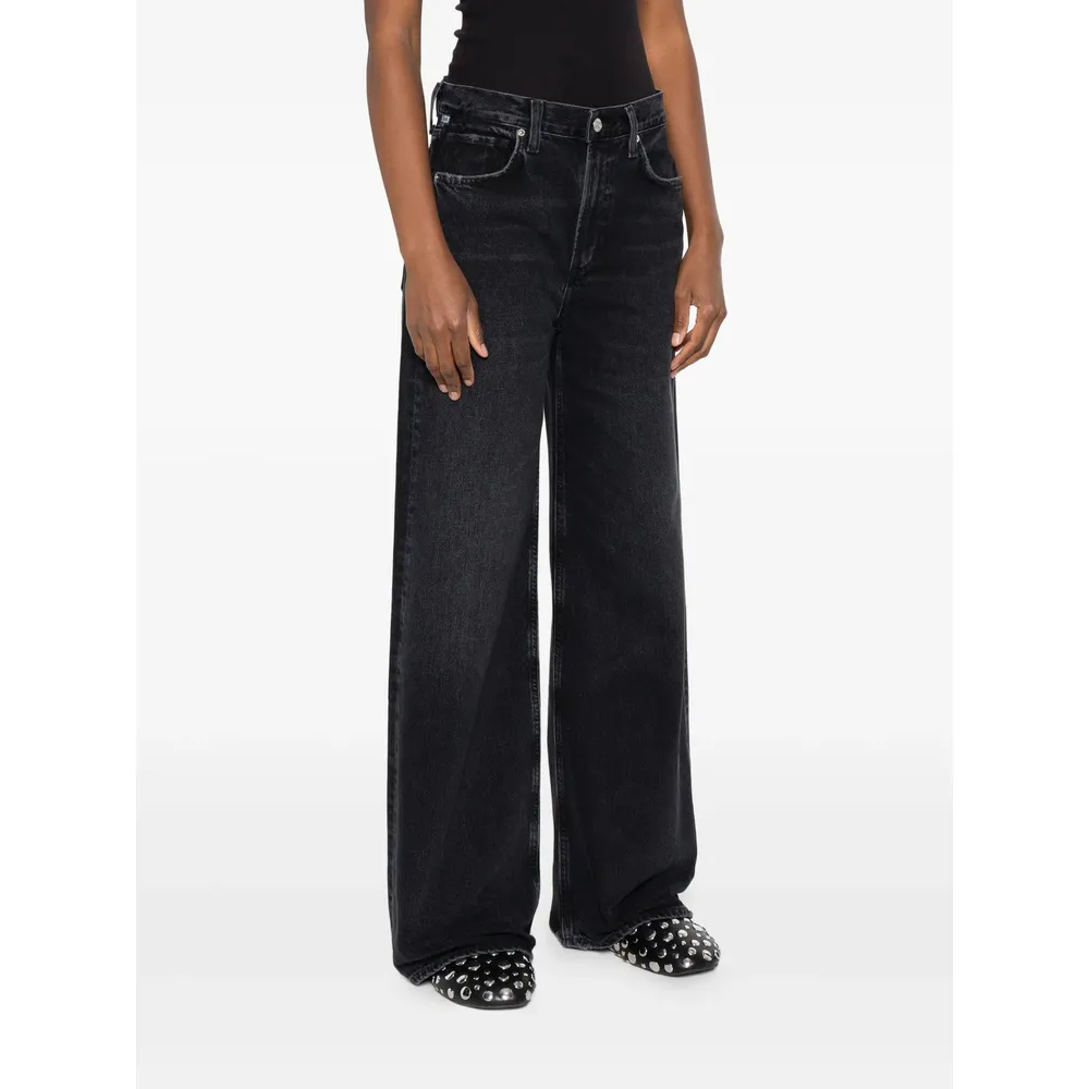 Wide-Leg Jeans