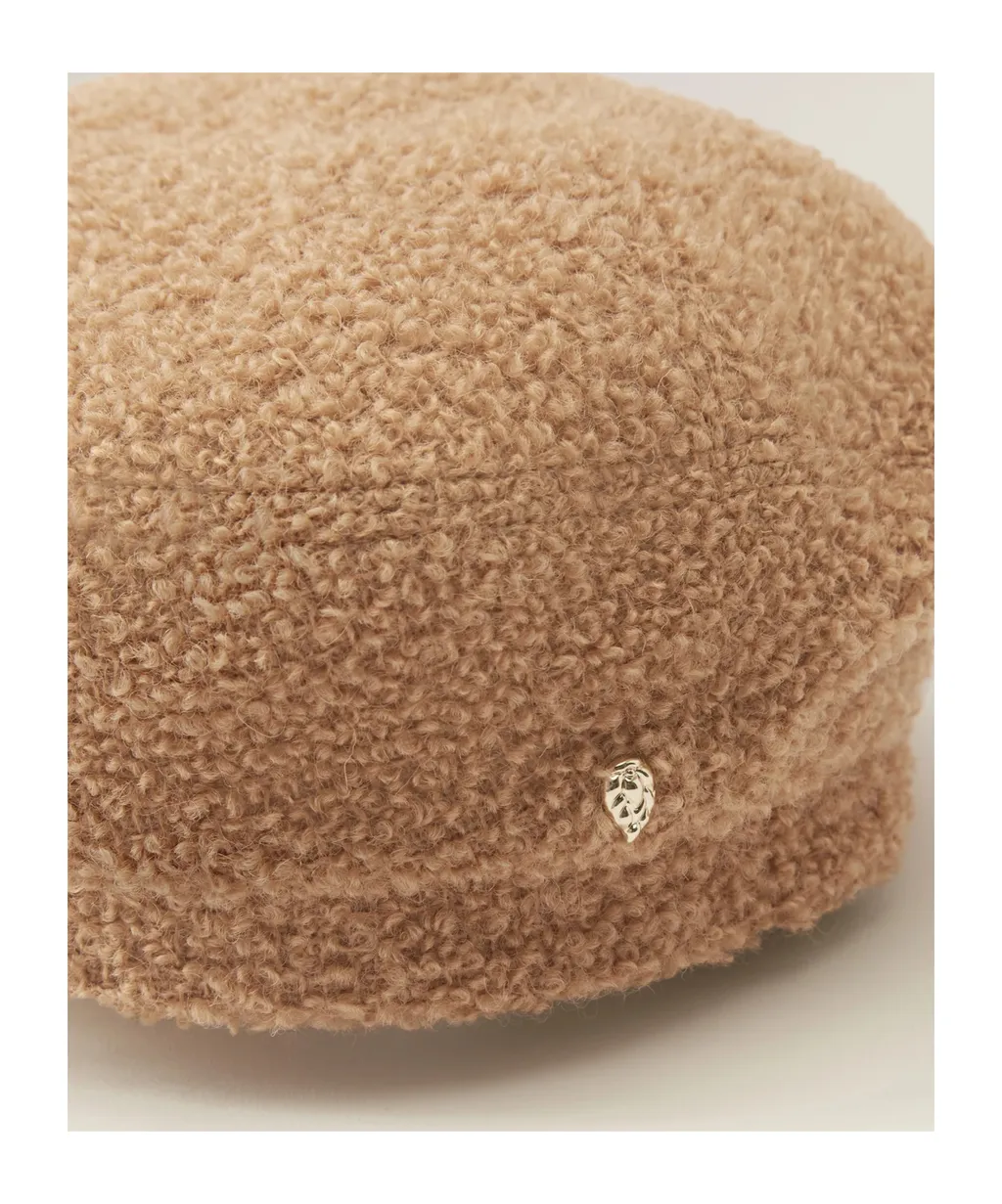 Beret With Appliqué Details