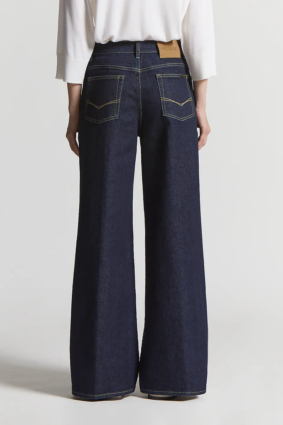 Logo-Patch Five-Pocket Denim Jeans