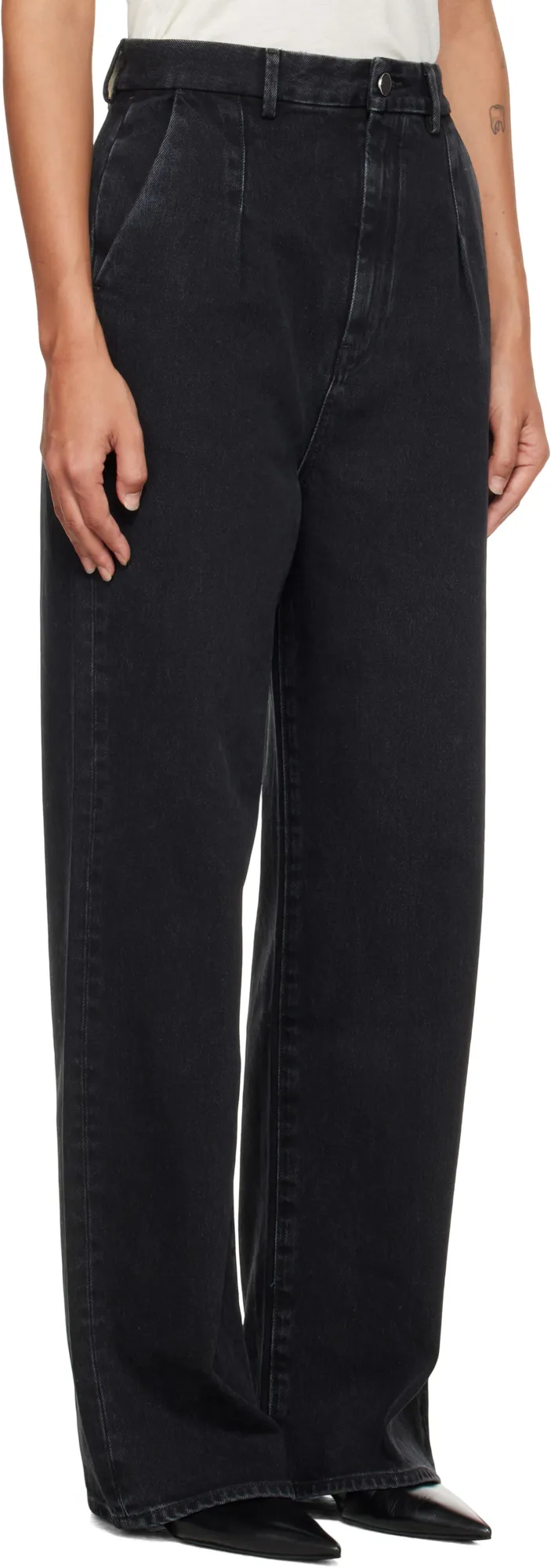 Attu Lds Pleated Jeans