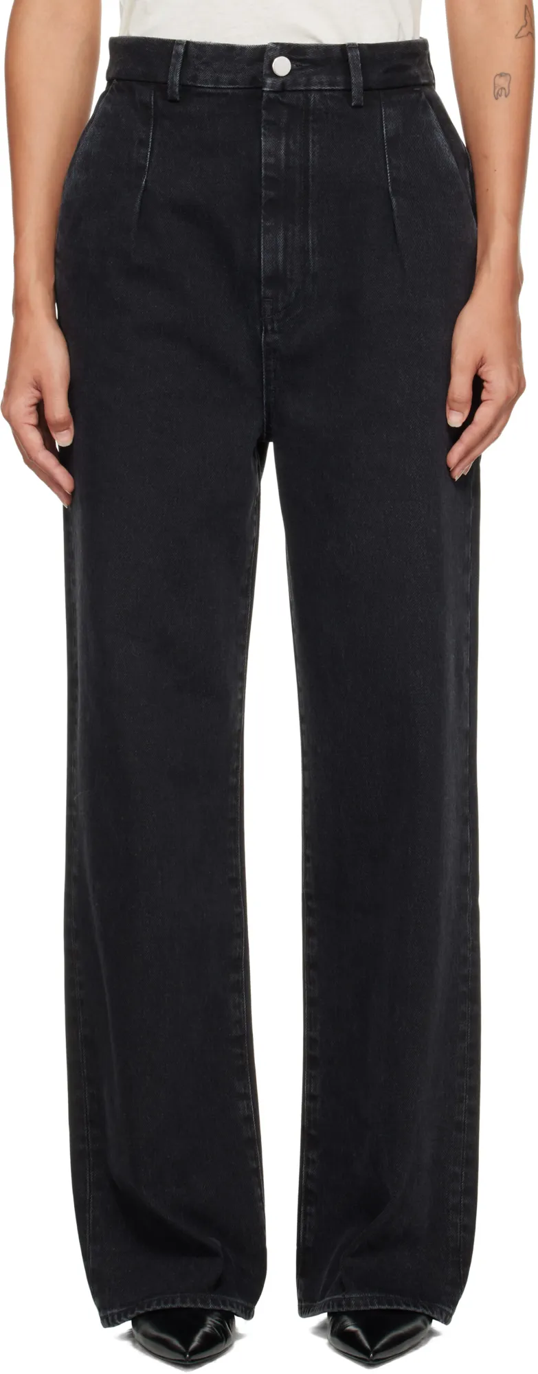 Attu Lds Pleated Jeans