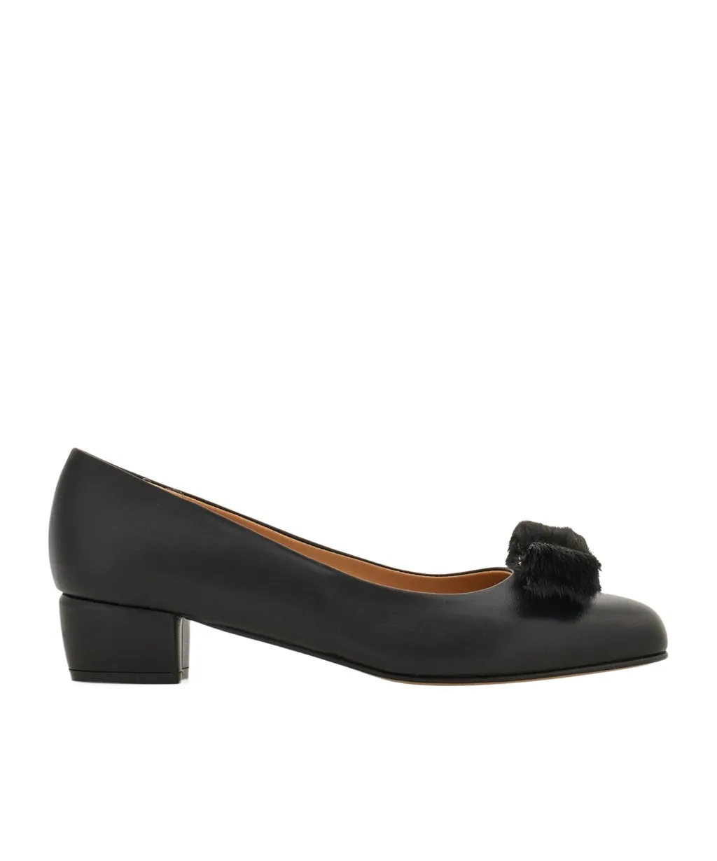 Vara Block Heel Pump