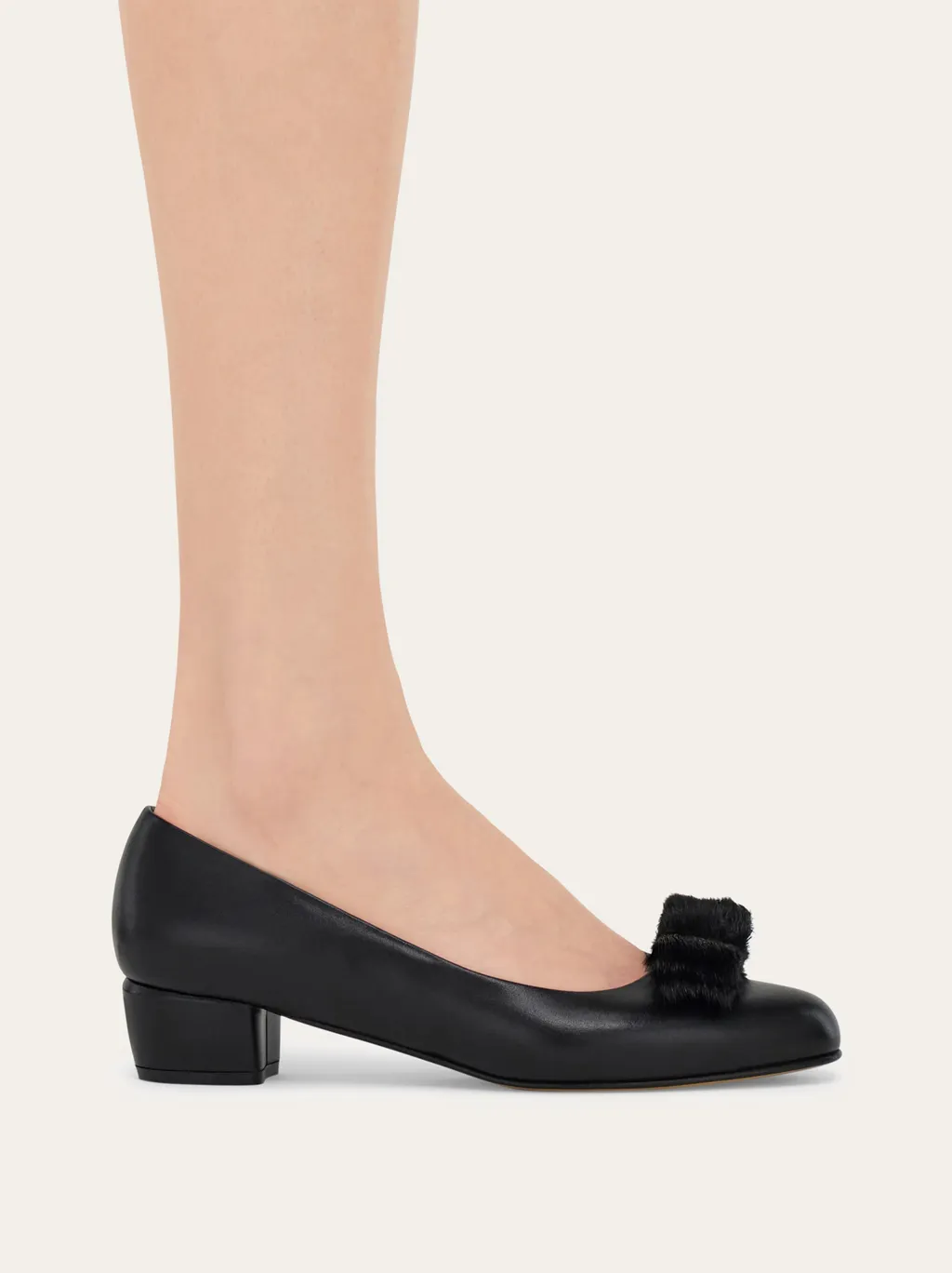 Vara Block Heel Pump