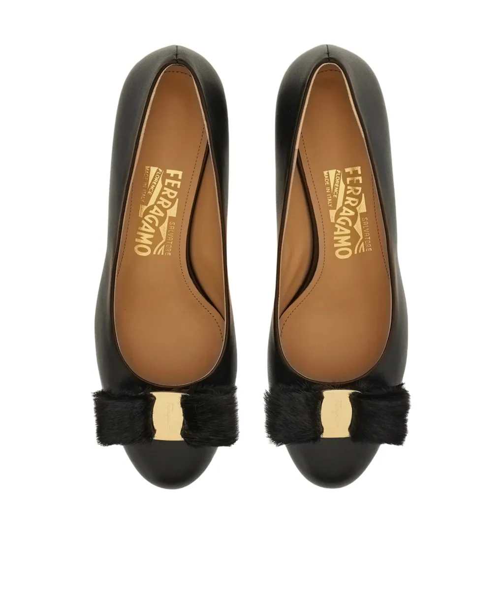 Vara Block Heel Pump