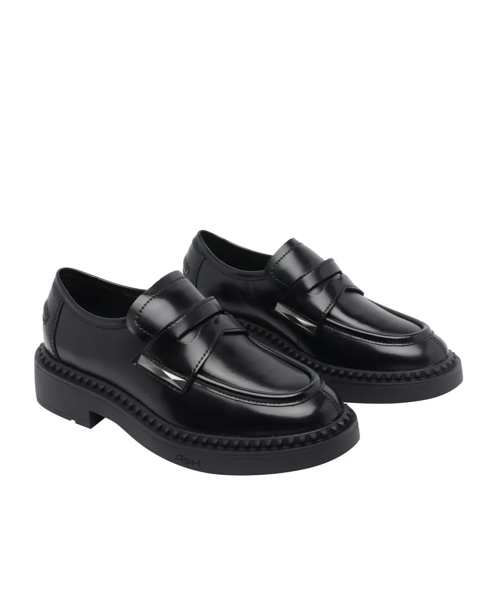 Round-Toe Loafers