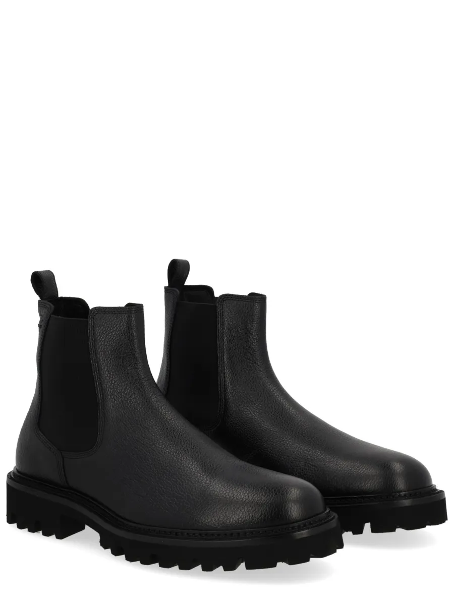 Slip-On Chelsea Boots