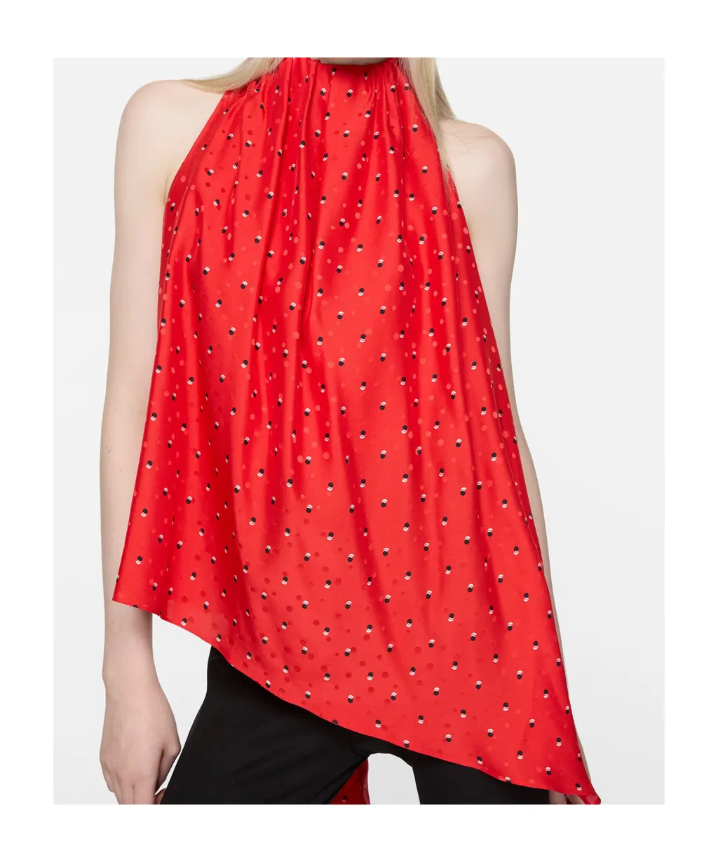 Bow-Detail Asymmetric Top