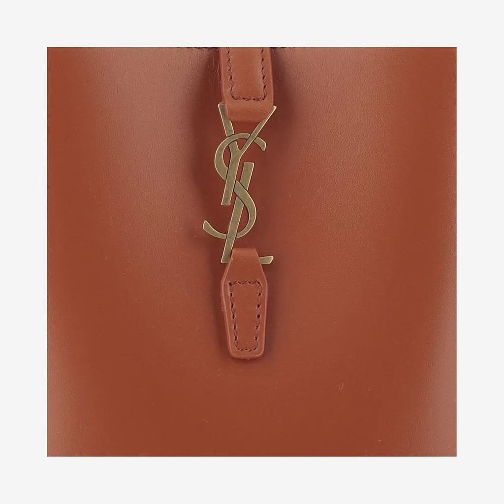Mini Le 37 Logo-Plaque Bucket Bag