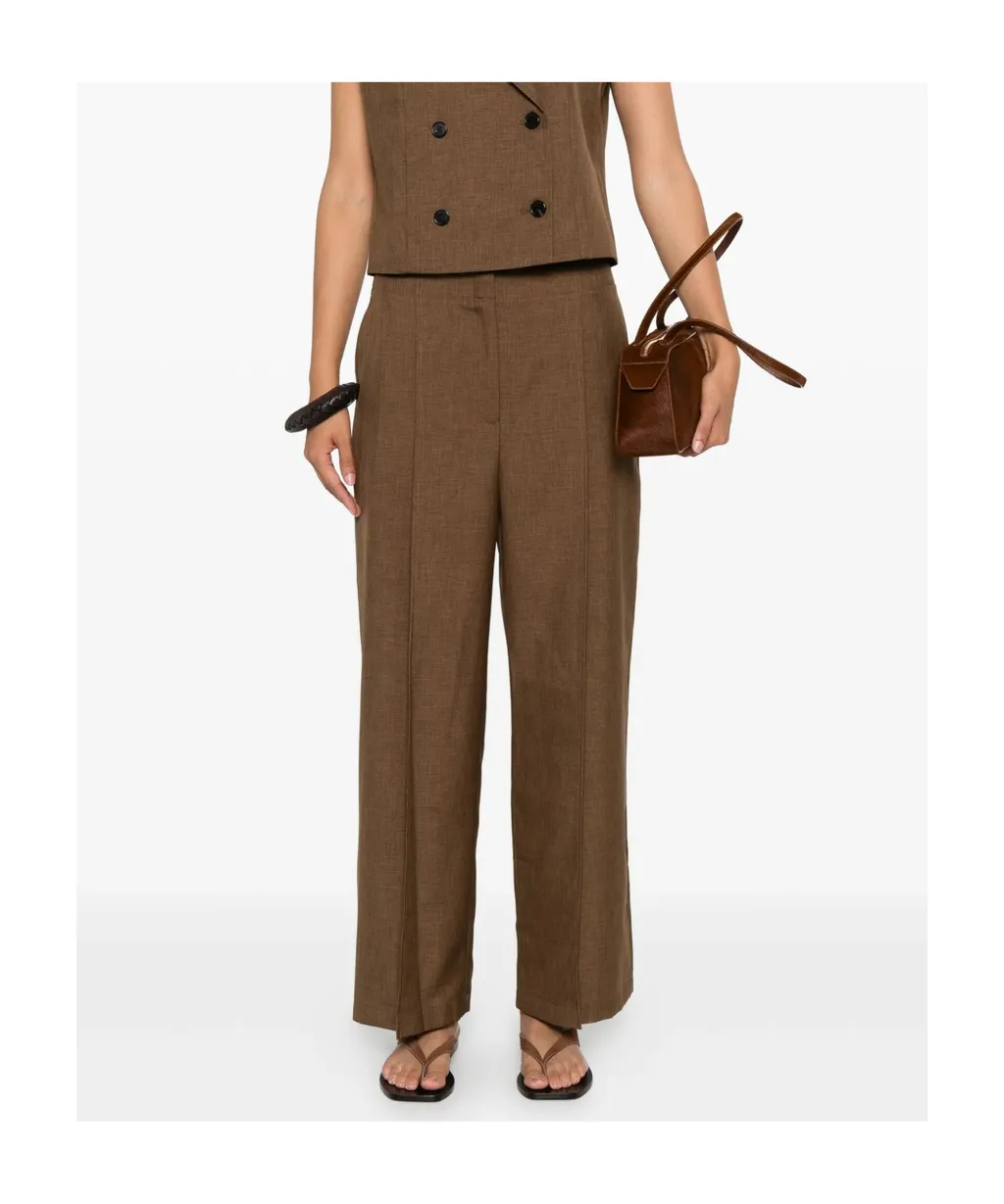 Pleated Cropped Trousers