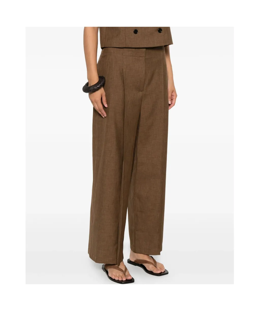 Pleated Cropped Trousers