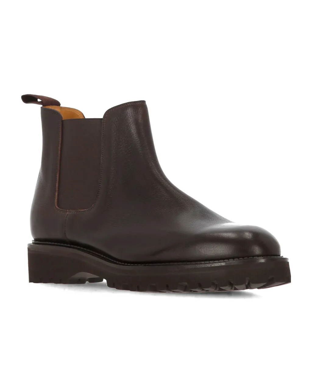 Round-Toe Chelsea Boots