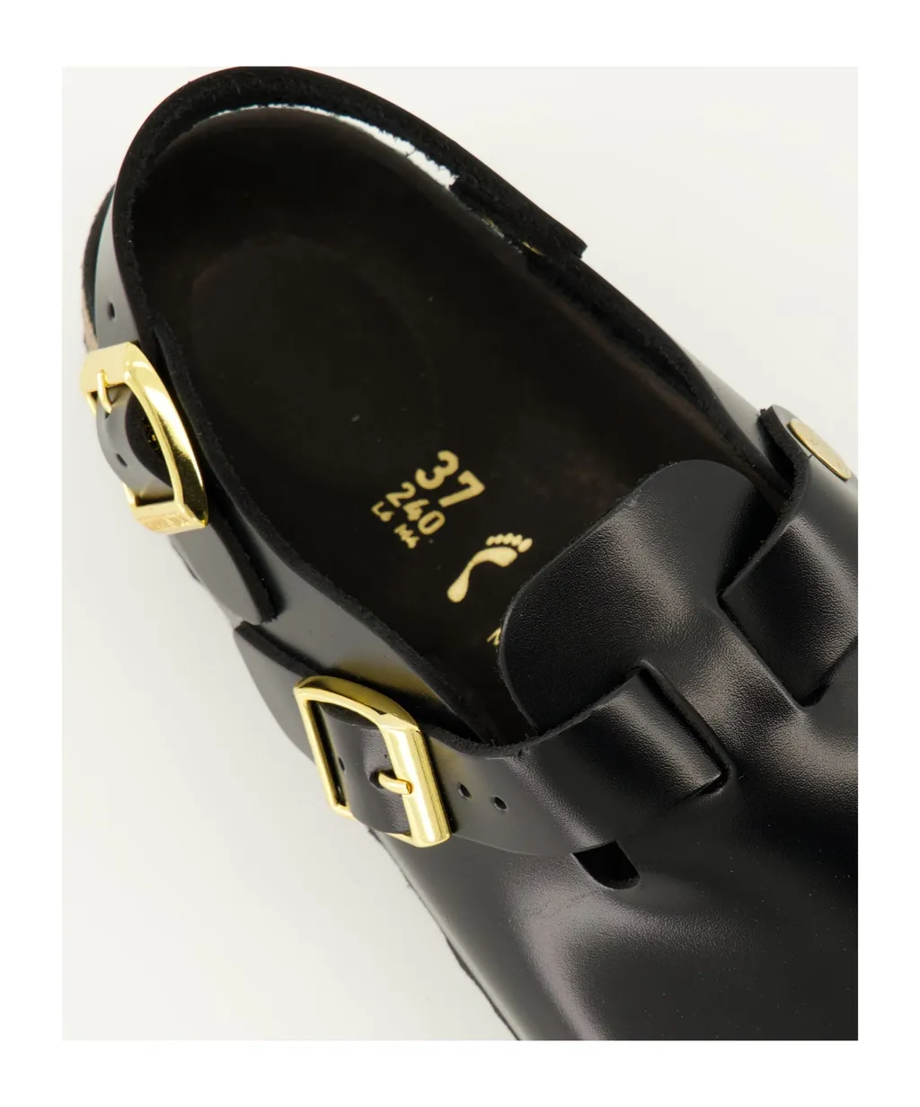 Birkenstock Buckled Flat Shoes