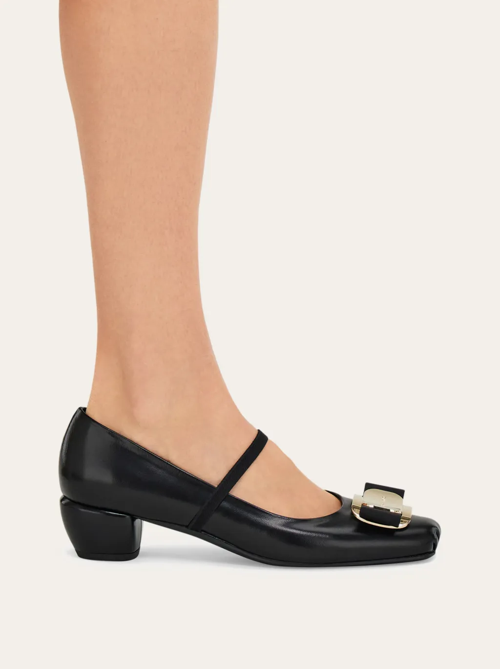 New Vara Plate Pump