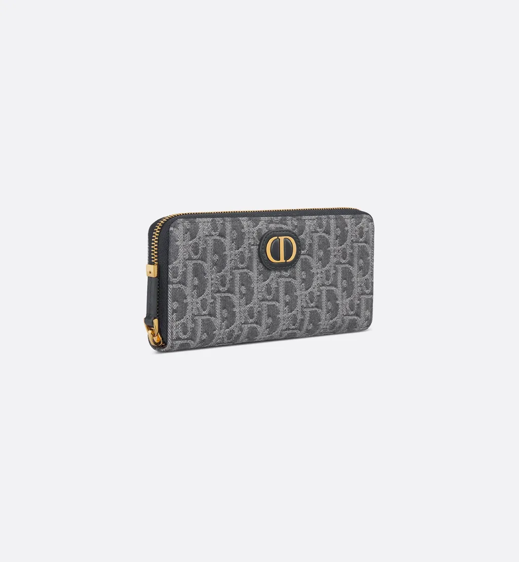 30 Montaigne Voyageur Slim Wallet