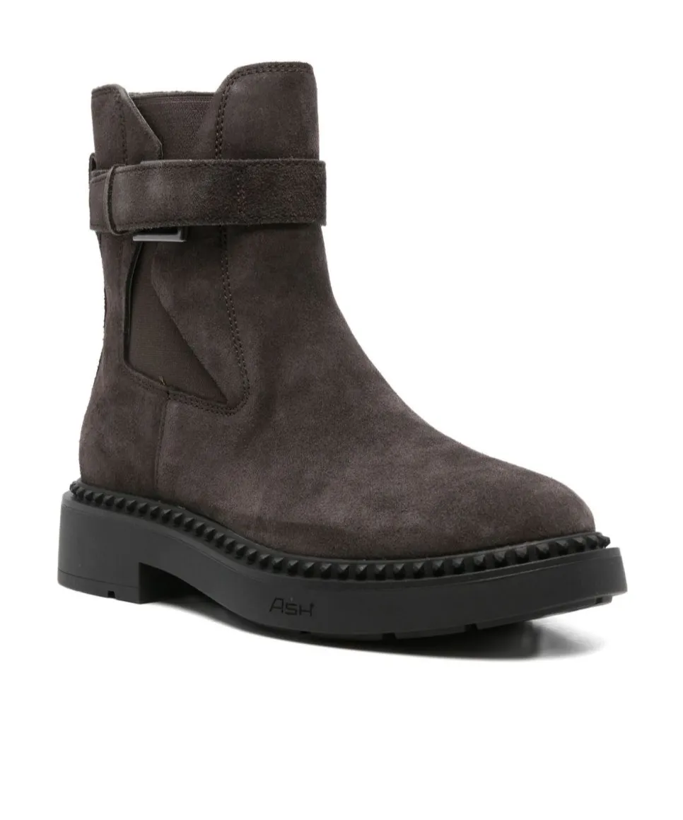 Round-Toed Ankle Boots