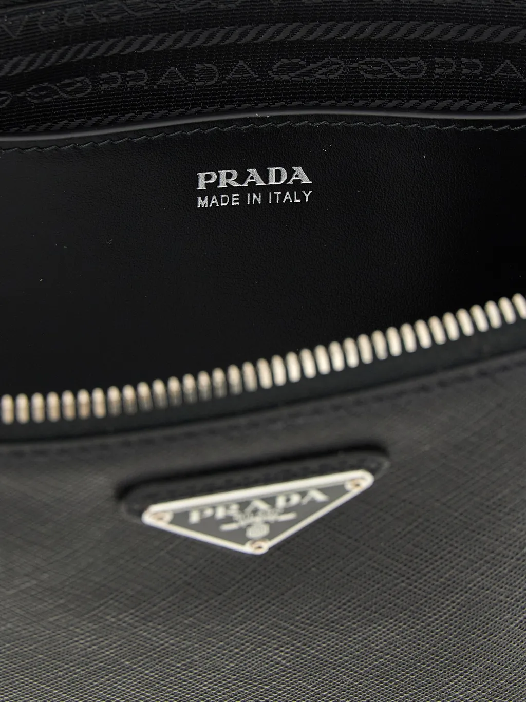 Zipper Clutch