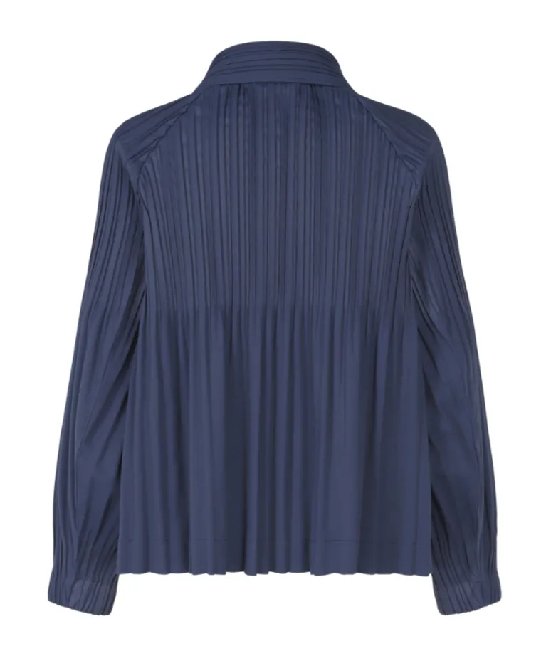 Plissé Collared Jacket
