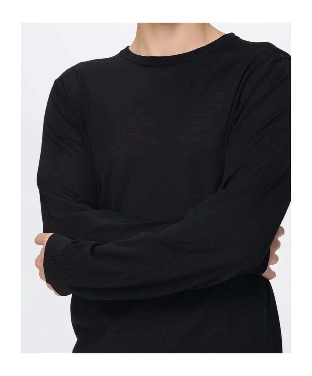 Long-Sleeved Knitwear