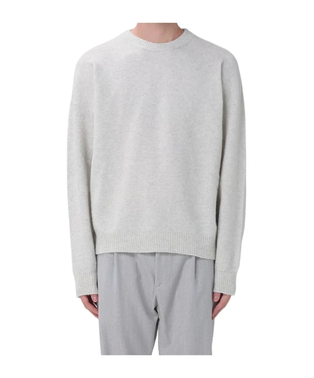 Long-Sleeved Knitwear