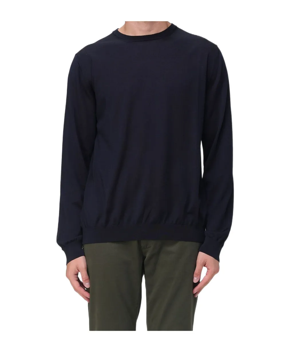 Long-Sleeved Knitwear
