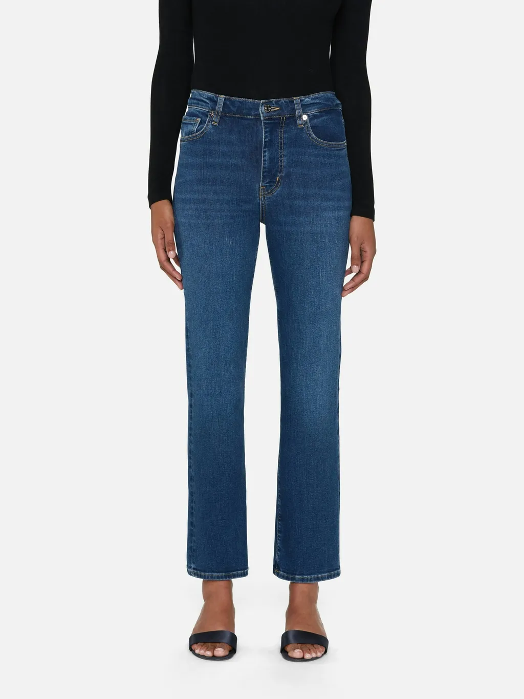 Frame Button Detailed Straight Leg Jeans