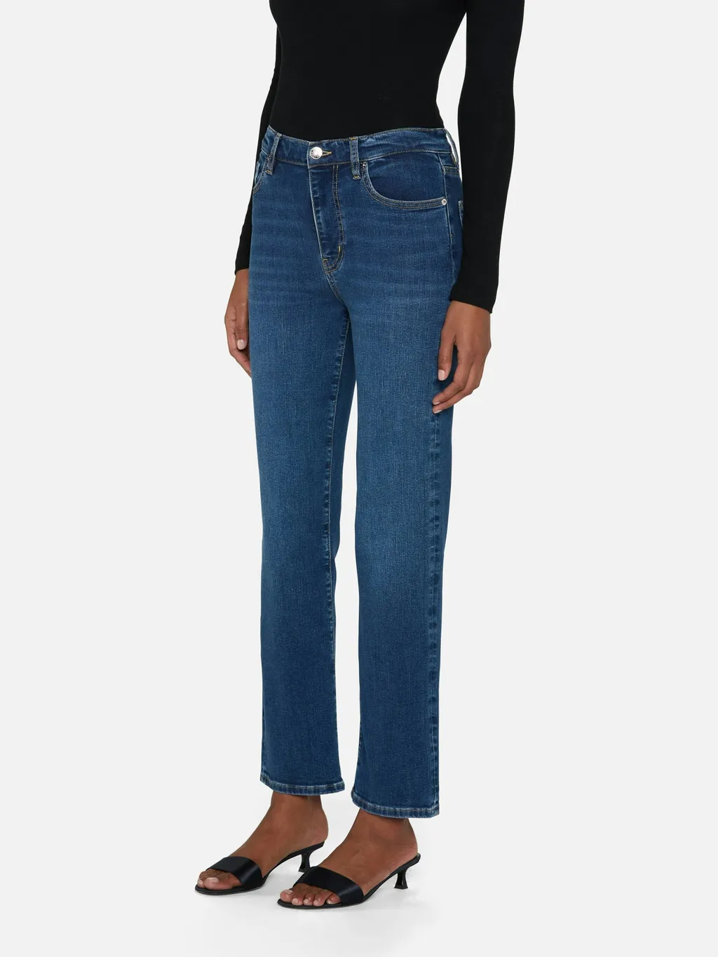 Frame Button Detailed Straight Leg Jeans