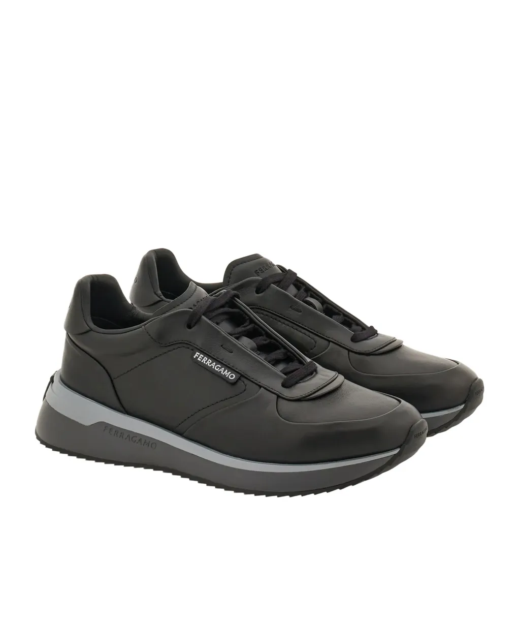 Low Cut Sneaker