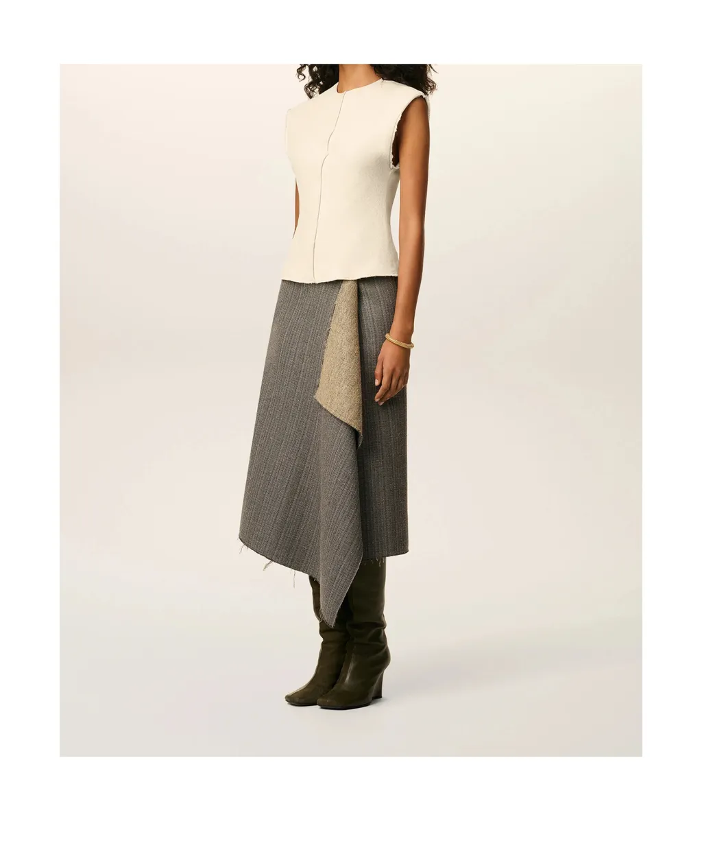 Sleeveless Raw Edge Details Top