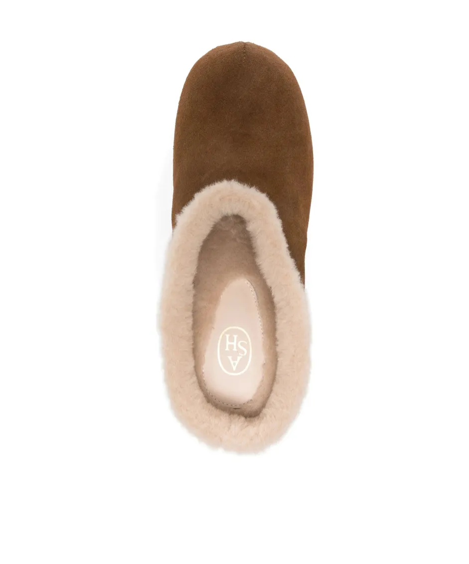 Round-Toe Mules