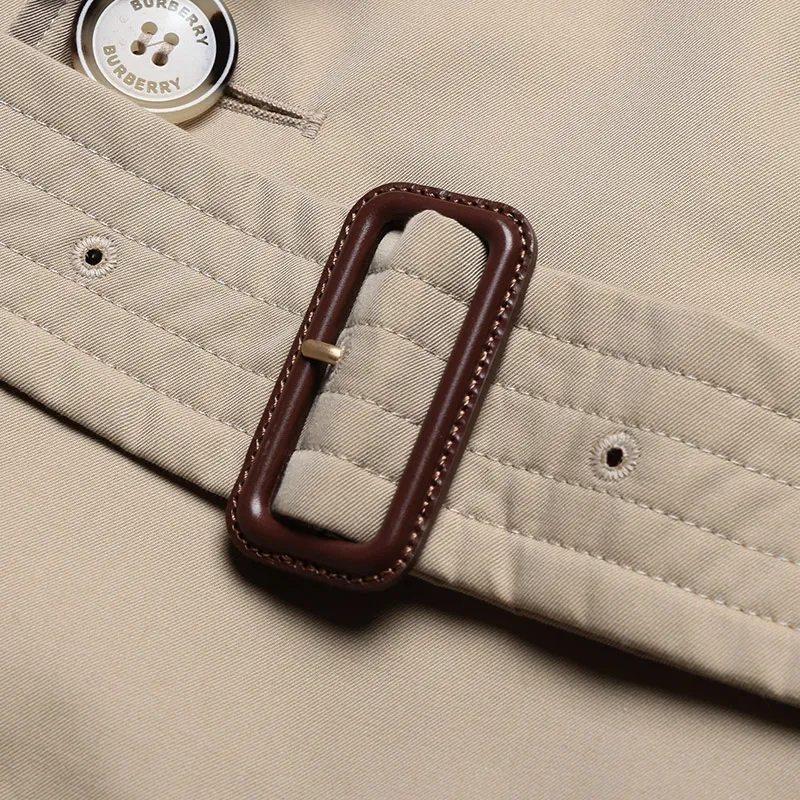 Burberry Mid-Length Chelsea Heritage Trench Coat
