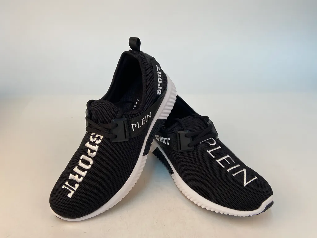 Logo Details Casual Sports Shoes