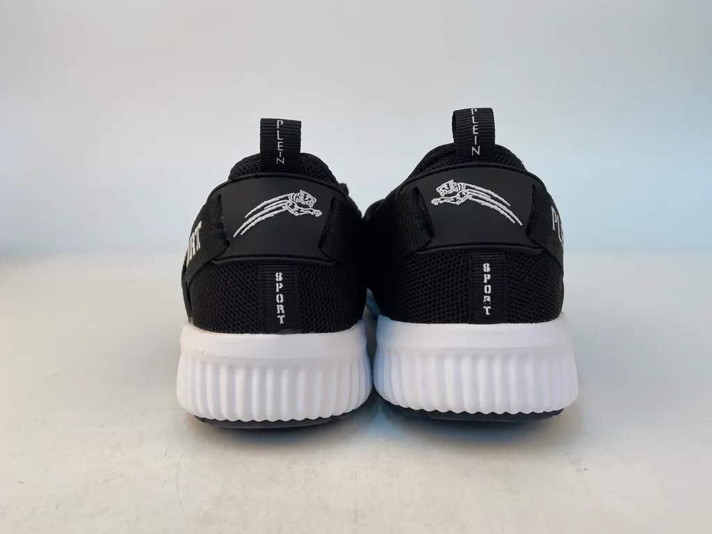Logo Details Casual Sports Shoes