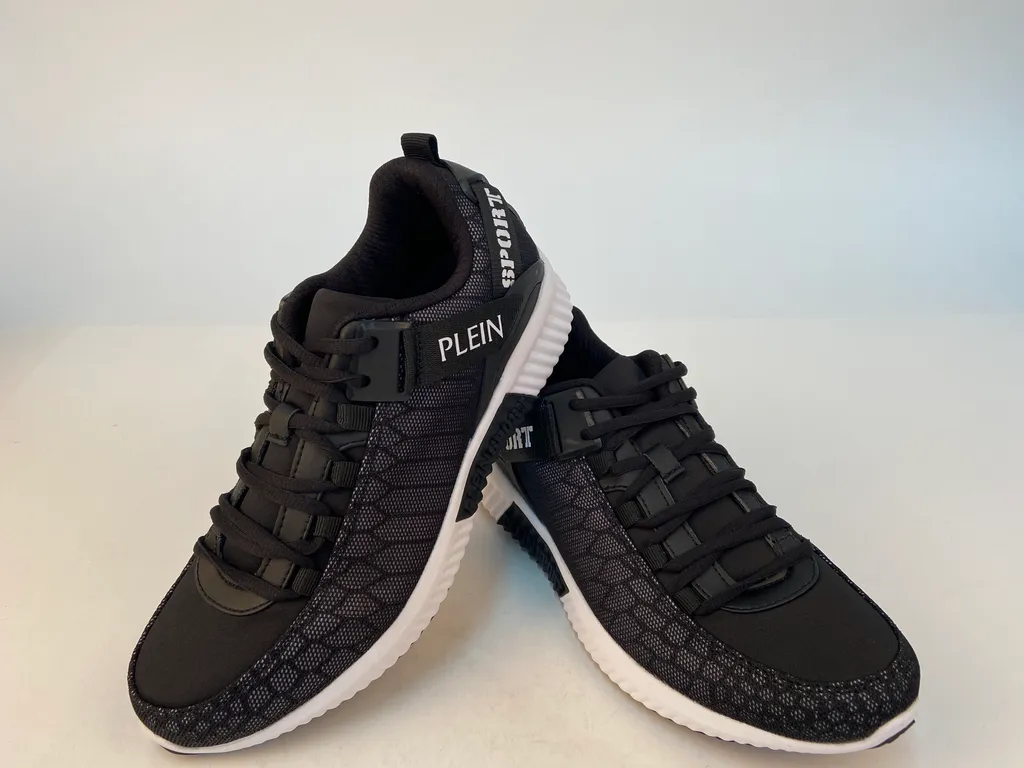 Logo Details Casual Sports Shoes