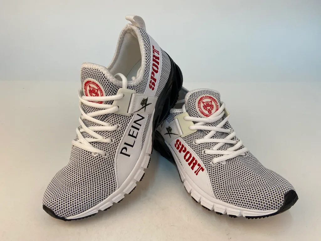 Logo Details Casual Sports Shoes