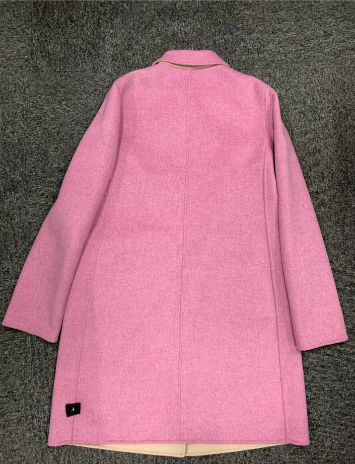 Logo Coat