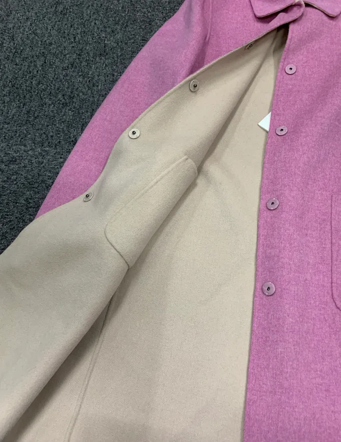 Logo Coat