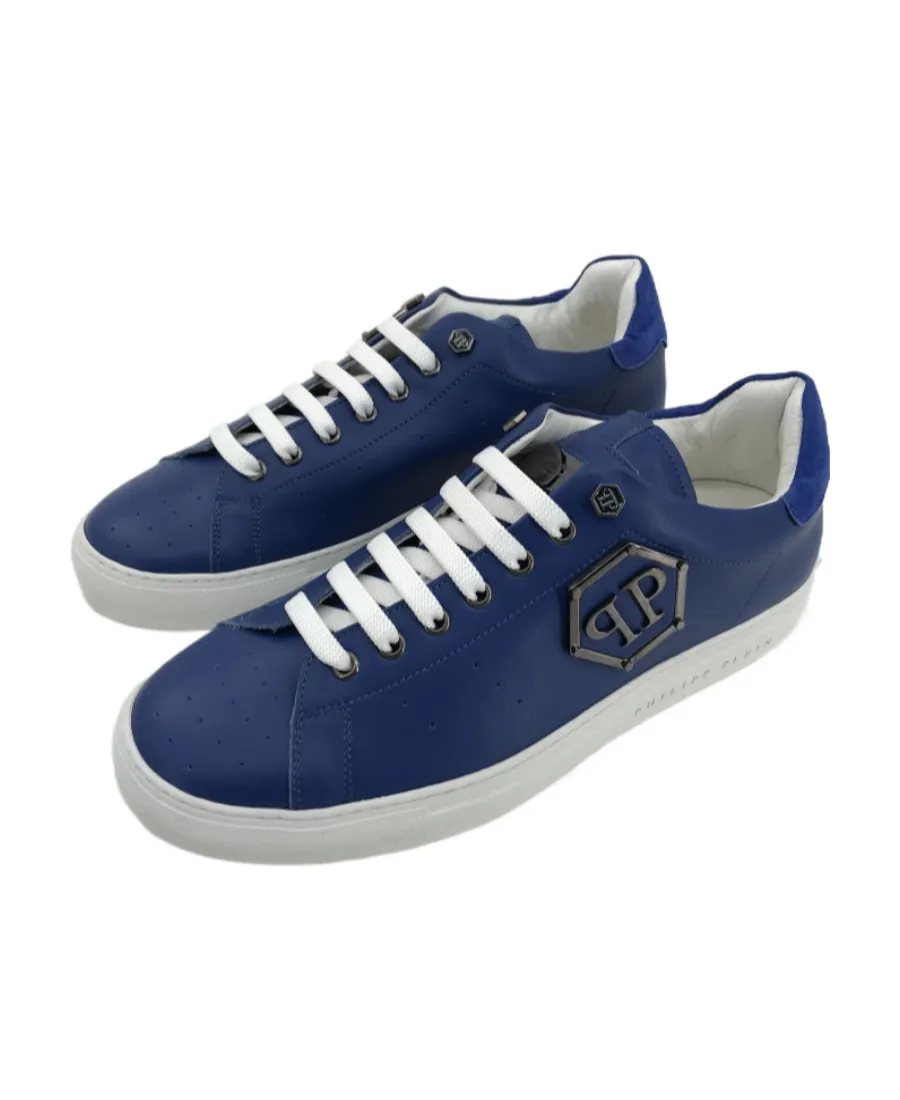 Logo Details Casual Sneakers