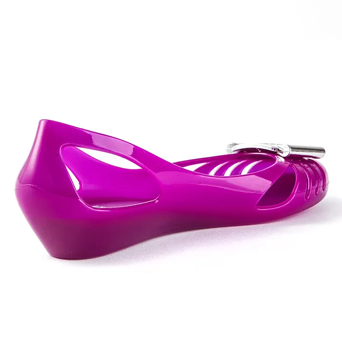 Logo Loophole Sloping Heels
