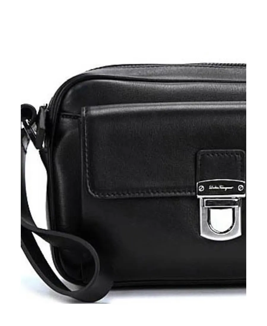 Logo Details Clutch