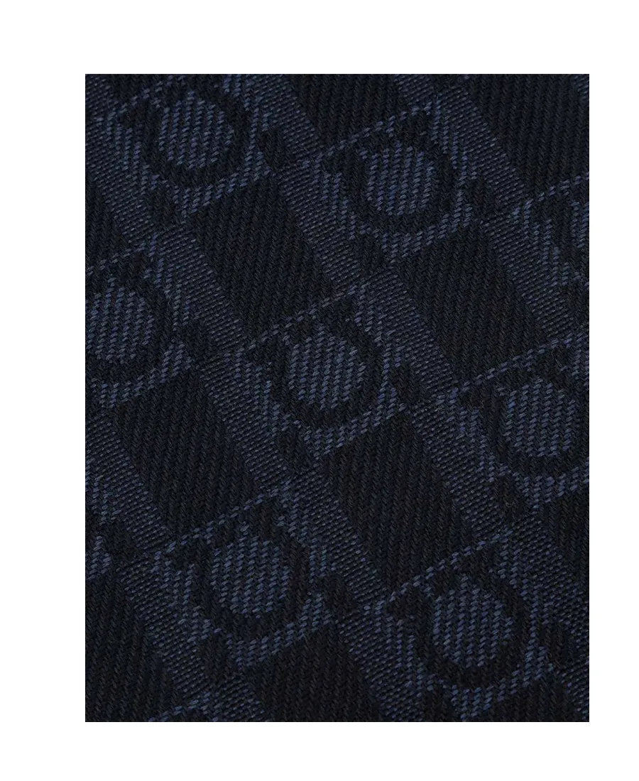 Logo Scarf