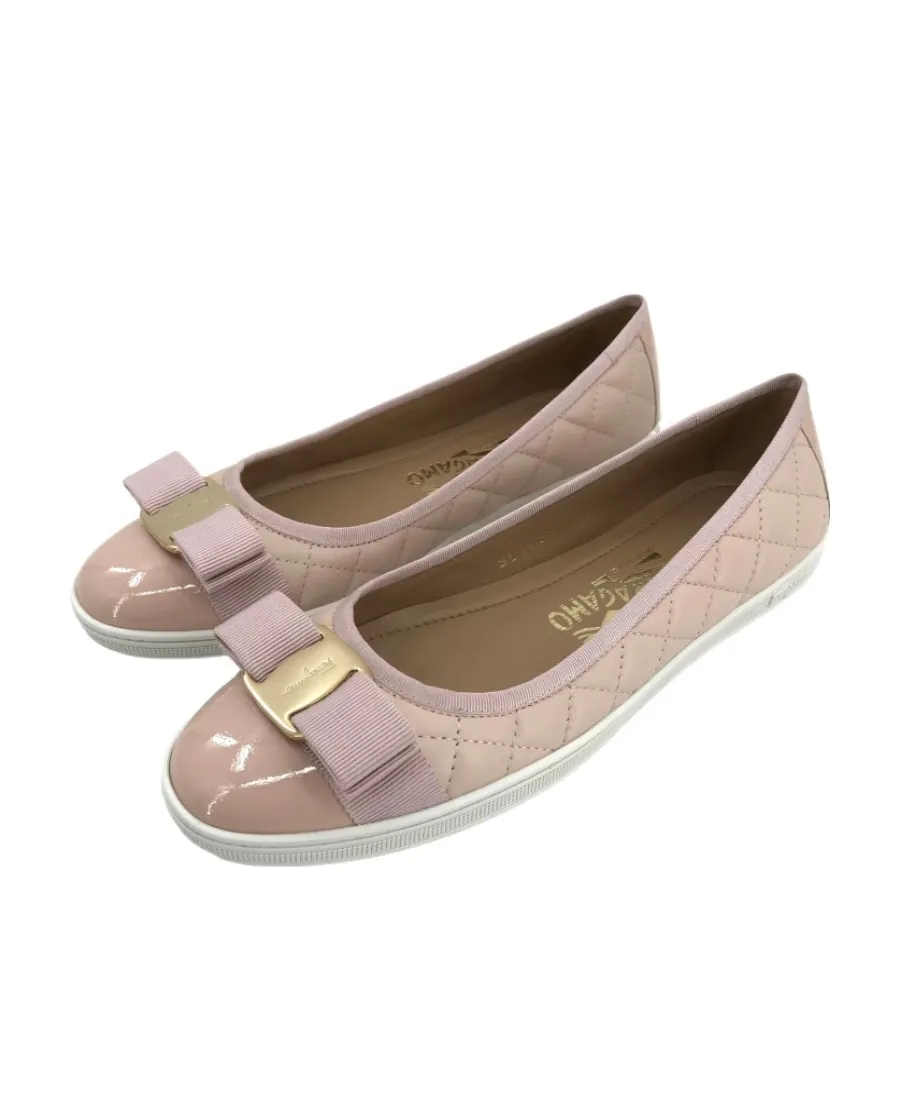 Logo Flat Shoes
