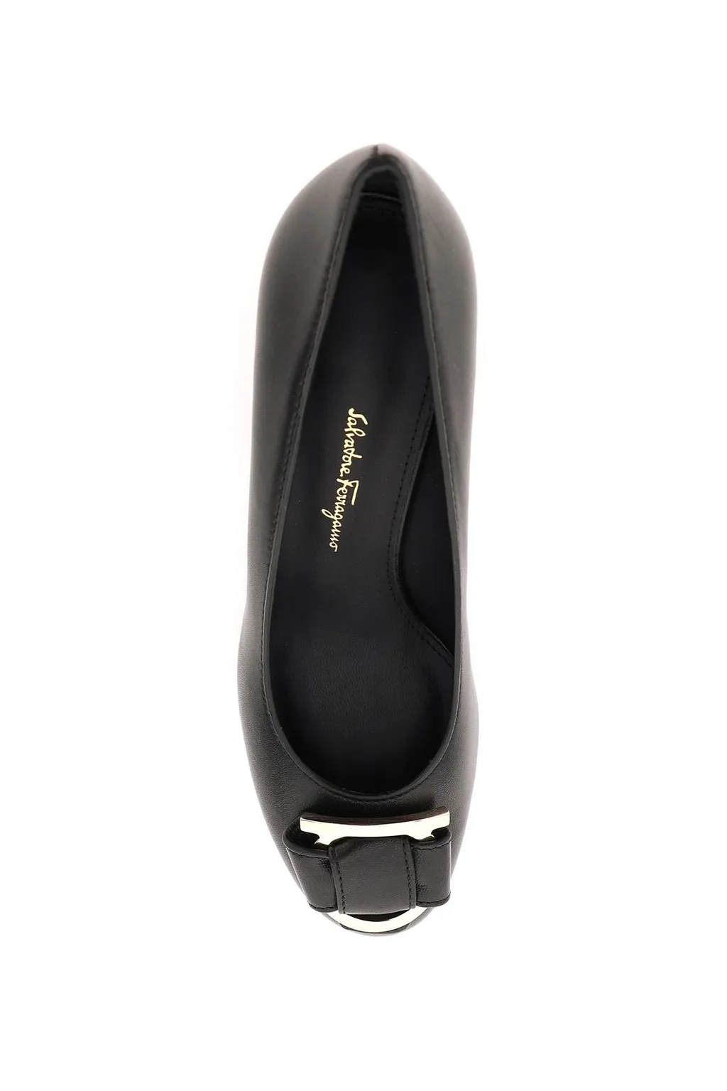 Plaque-Detail Pumps