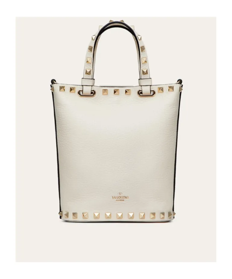 Rockstud Crossbody Pouch In Grainy Calfskin