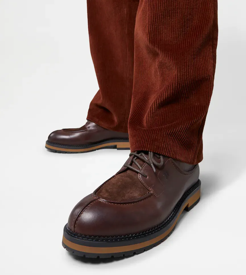 Leather Lace-Up Oxford Shoes