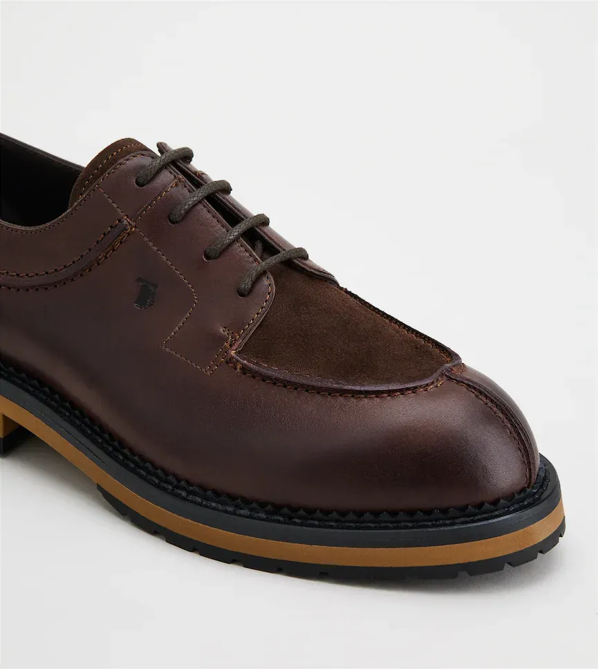 Leather Lace-Up Oxford Shoes