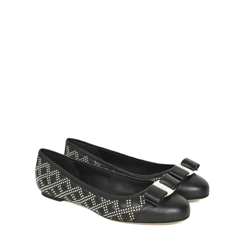 Rivet Ballet Shoes With Round Head